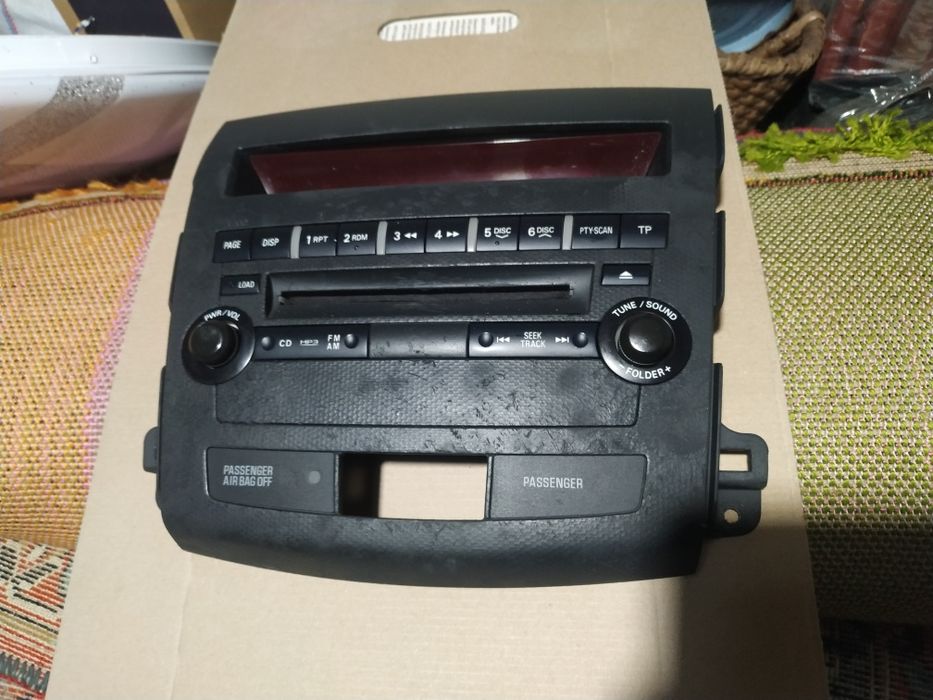 Оригінал штатна магнітола Mitsubishi Outlander XL 2006-2012