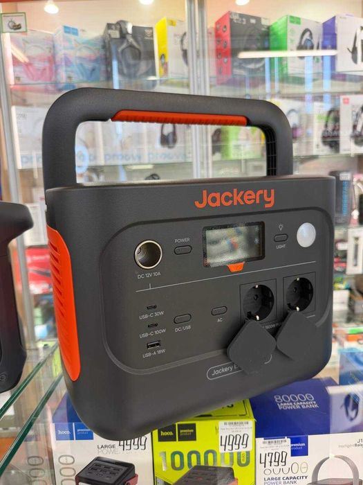 Зарядна станція Jackery Explorer 1000 V2