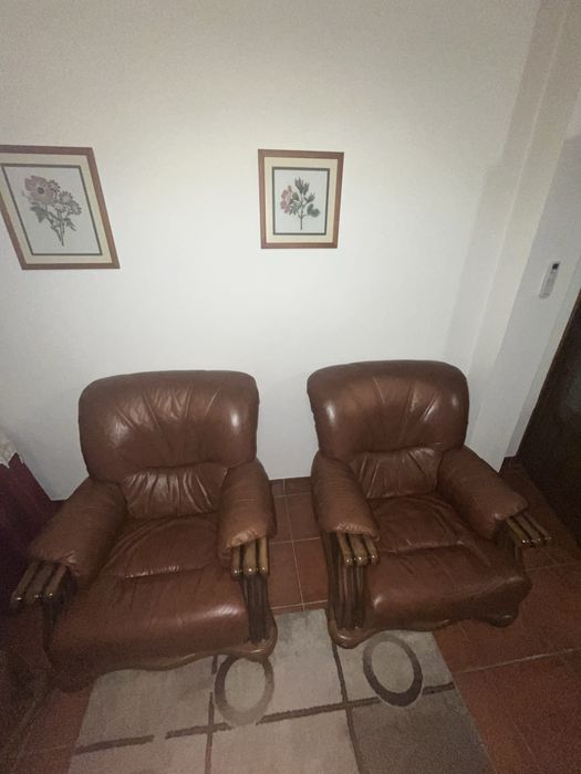 Conjunto de Sofás de Couro