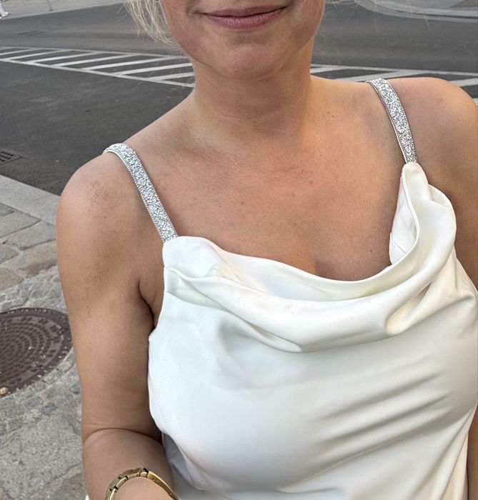 Coast satynowa perłowa przepiękna kokardki cekiny ślub cywilny nowa