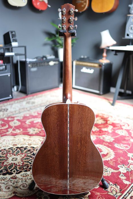 Fender Paramount PO-220E Orchestra + Case
