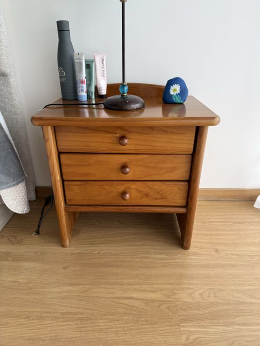 Conjunto de Quarto CERNE em Madeira Maciça + Colchão Ortopédico