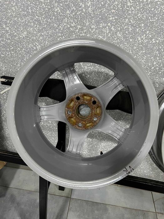 Диски Borbet 5/105 R16 6,5J ET39 dia 56,5mm