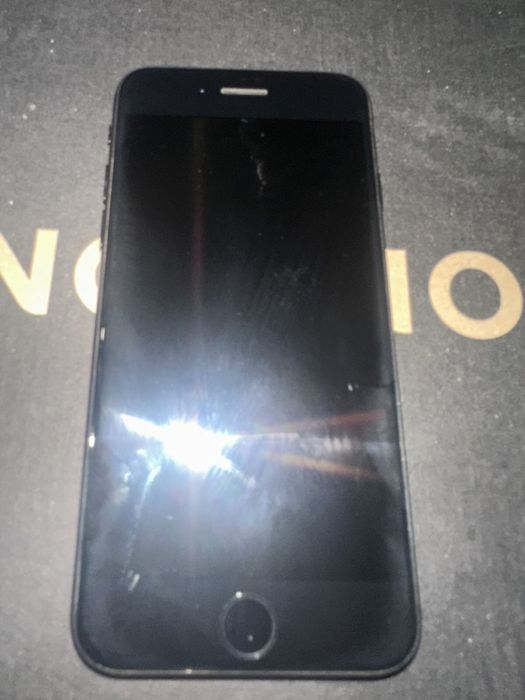 Iphone SE2 128 icloud