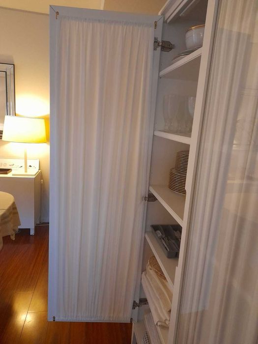 IKEA REGISSÖR Vitrina, branco, 118x203 cm