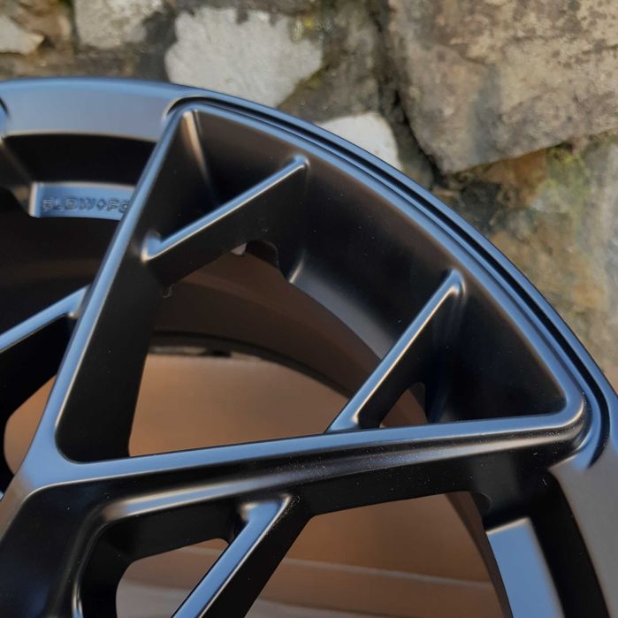 Диски НОВІ R18 VW 5x112 Passat CC Tiguan Mercedes C E-Class Audi A4 A6 Q5  титани Р18