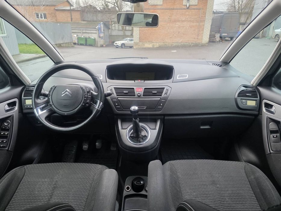 Оренда авто, Прокат авто, Аренда авто, Подобова оренда автомобіля