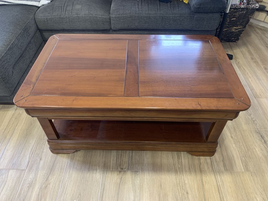 Mesa de centro rectangular