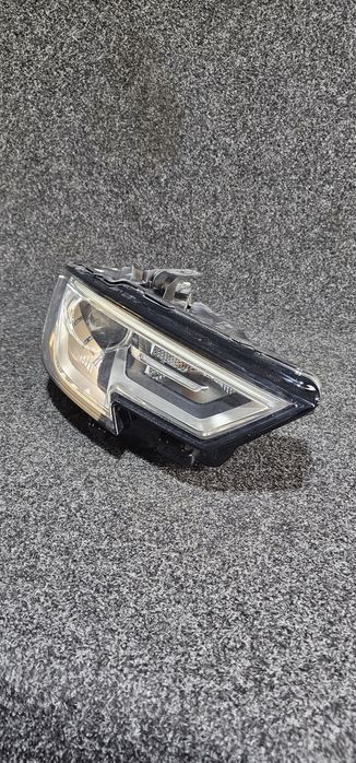 Lampa prawa audi 8v0941006e stan idealny