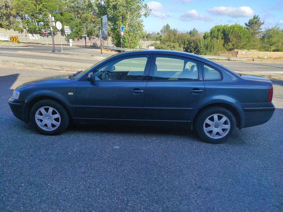 VW Passat 1.9 TDI 110 CV
