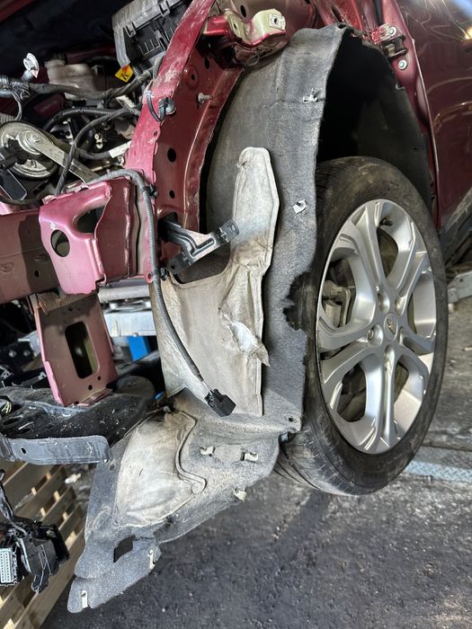 Підкрилок підкрильник локер перід зад Chevrolet Bolt 17-21