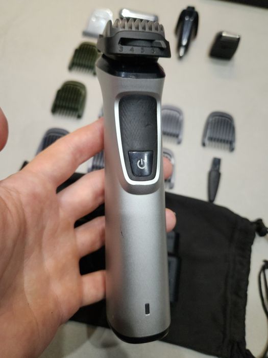 Тример Philips HQ8505 машинка для стрижки