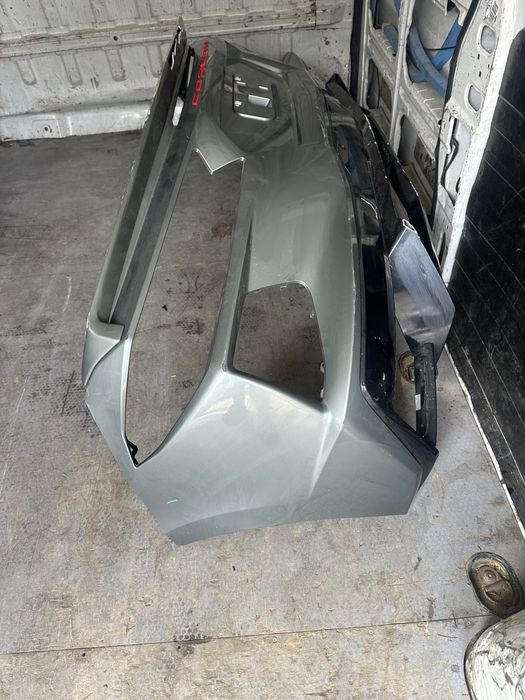 Zderzak tyl Chevrolet Corvette C8  tylny stingray