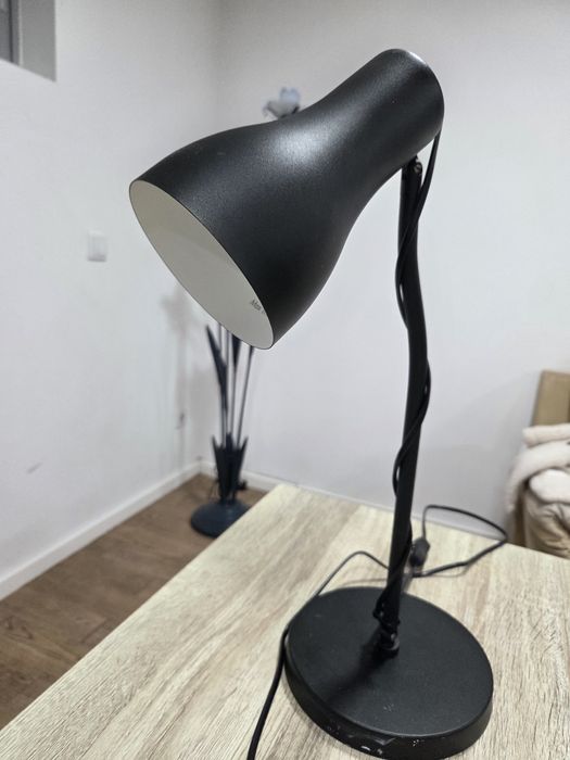 Candeeiro preto ikea