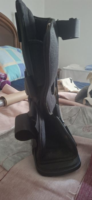 Bota ortopedica tamnho S