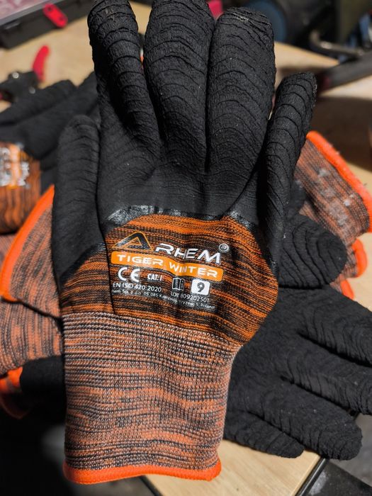 Rękawice robocze zimowe grube 9