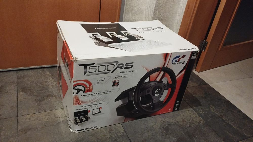 Volante Thrustmaster T500RS