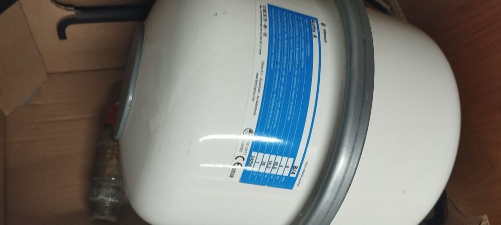 Zasobnik CWU Cosmo 120L plus naczynie wzbiorcze