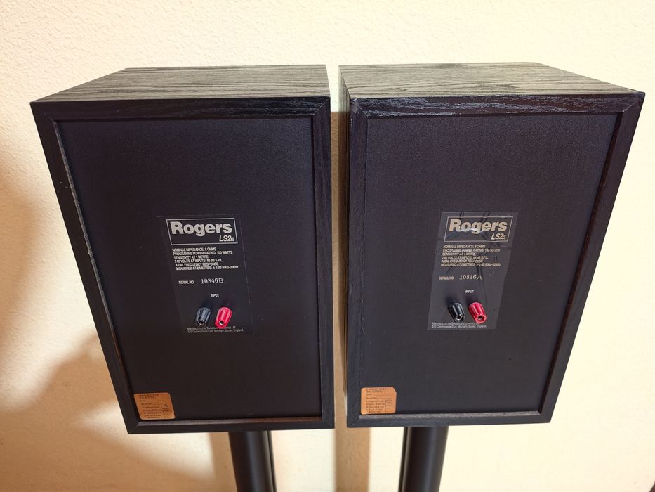 Colunas Rogers LS2a