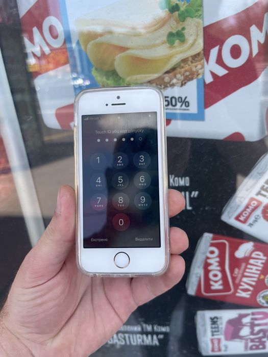 Продам айфон iPhone se 64gb