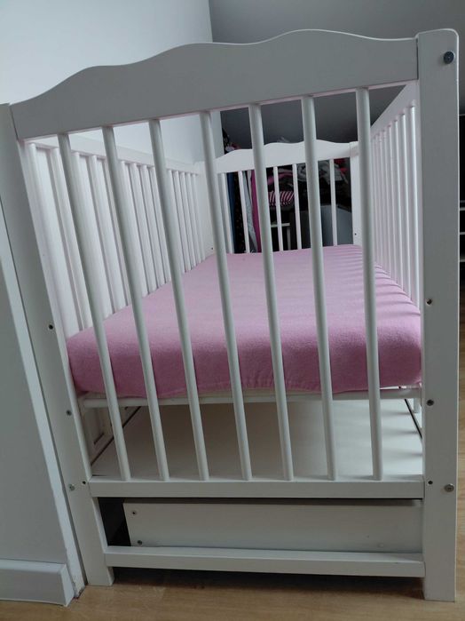 Łóżeczko niemowlęce