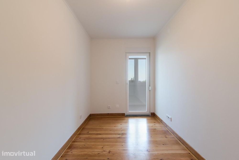 Arrendamento residencial de apartamento em rua General Silva Freire