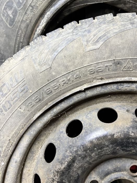 Продам резину зима р14