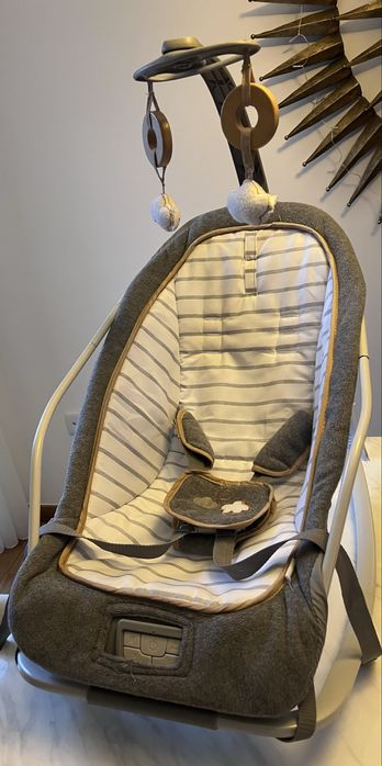 Cadeira/Baloiço como nova 30€