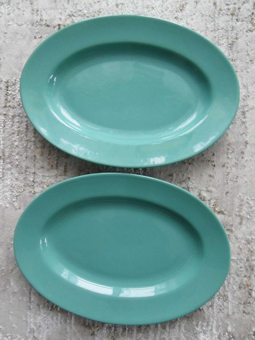 Dwa półmiski fajansowe 28 x 20 cm z czasów PRL