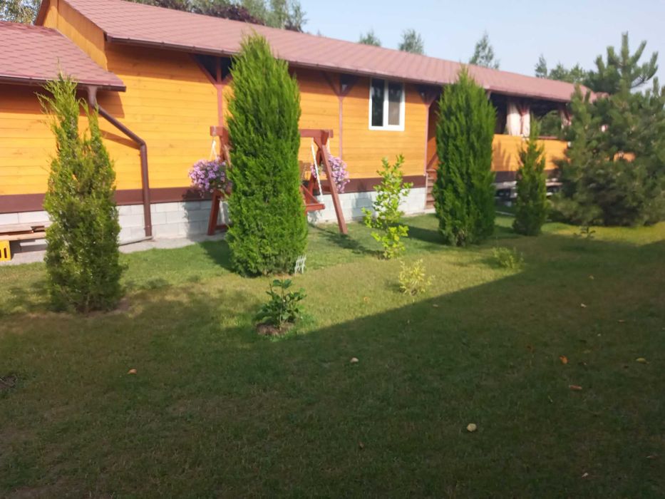 Аренда дома посуточно, территория. Беседки, манглы, стадион., бассейн.