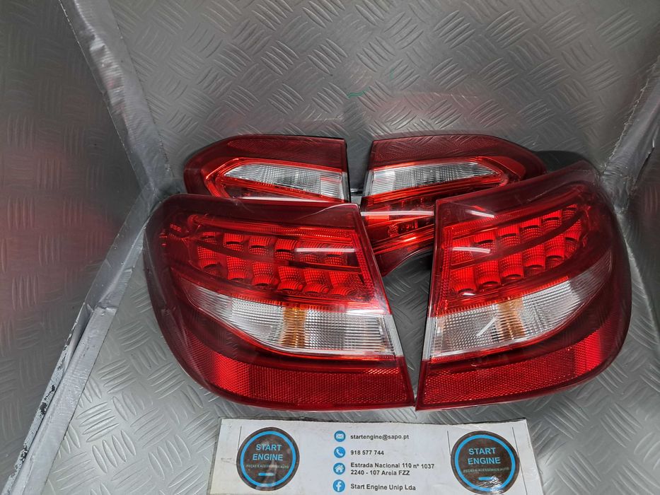 Farolim Farolins Mercedes W205 carrinha C200 C220 C250 C300