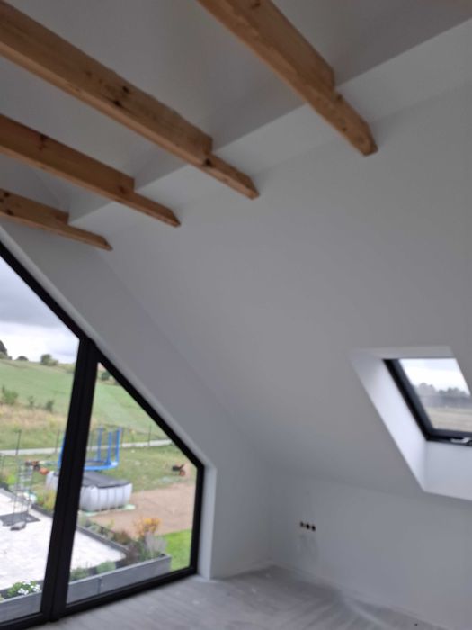 Wykończenia wnętrz , ocieplenia poddaszy, malowanie , szpachlowanie