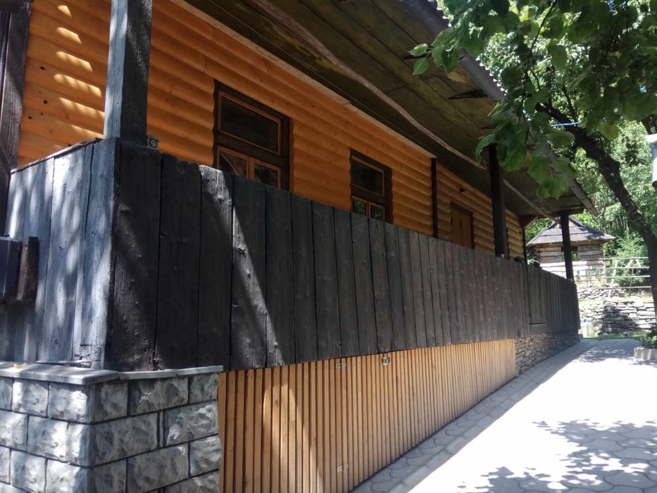 Здається файна хата...