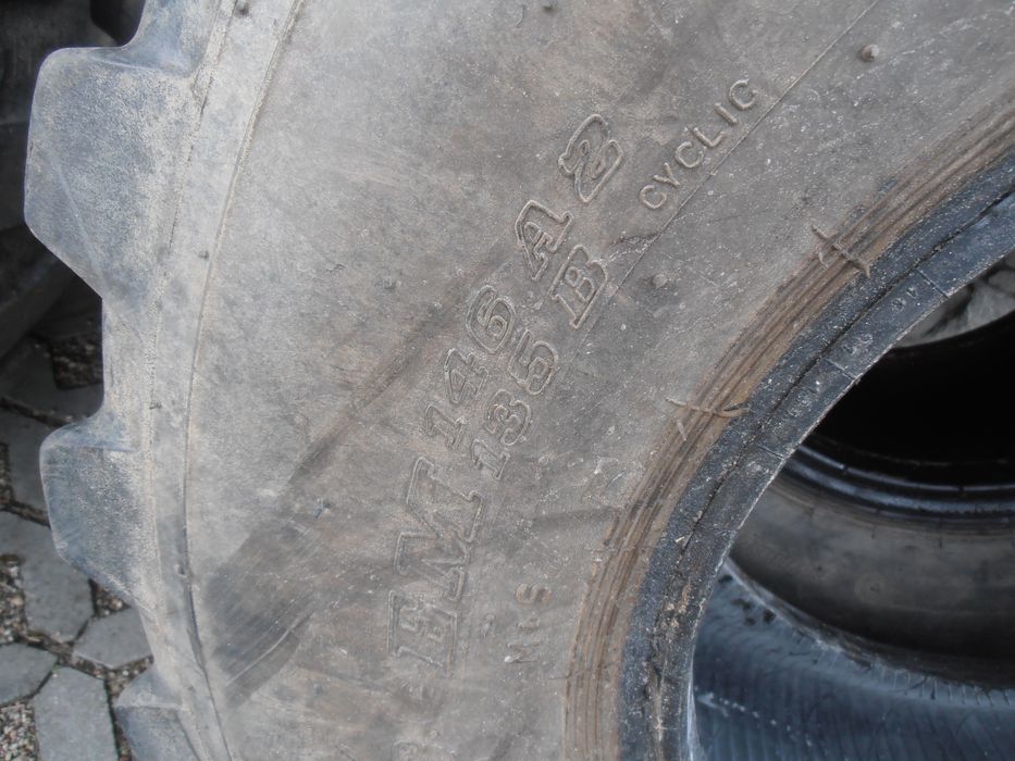 Opony 365/70 R-18