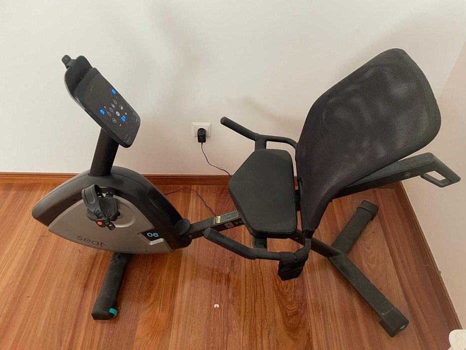 Bicicleta ligada ao telemóvel: óptima para exercício  privado, sem ir ao ginásio, e reabilitar sem dores nas costas