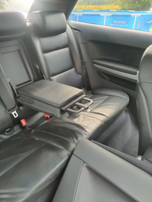 Audi A3 S3 8P kanapa tył skóra podłokietnik tył tylny McDonald uchwyt