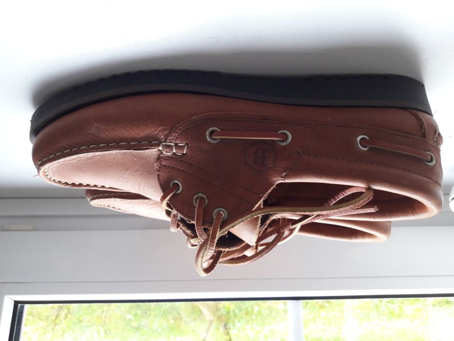 Buty męskie SKÓRA rozmiar 41 oryginalne z  włoskiej manufaktury.