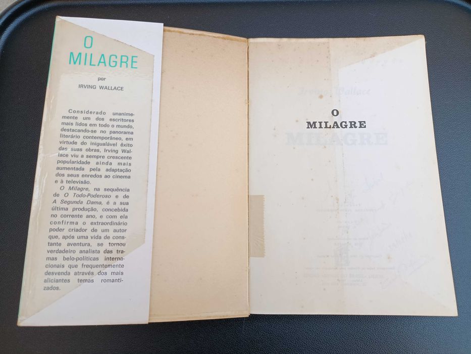 Livro "O Milagre", de Irving Wallace
