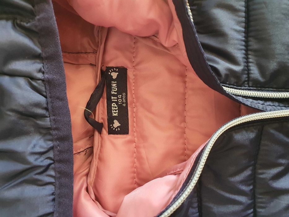 Курточка для дівчинки