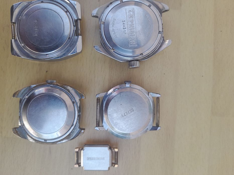 Часы наручные .,