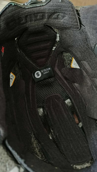 Komplet narciarski- narty, buty, kijki, kask, pokrowiec