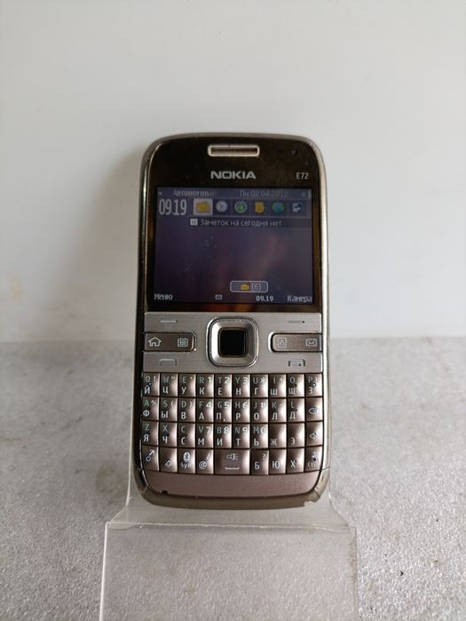 nokia e72 - купити мобільні телефони та смартфони - Ціна на OLX.ua