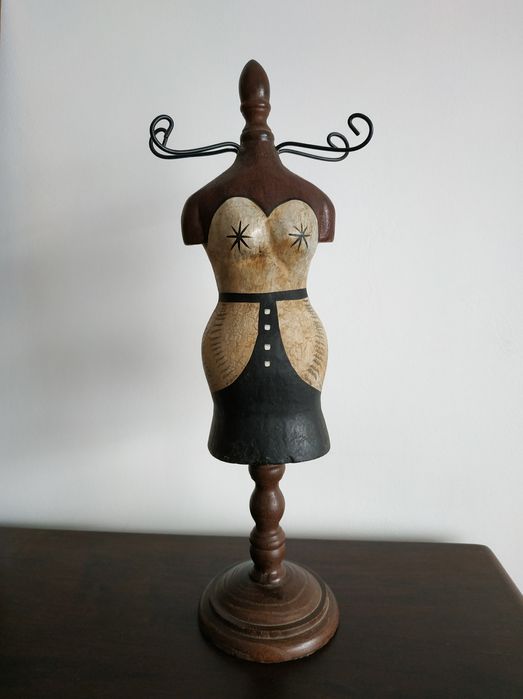 Suporte colares manequim