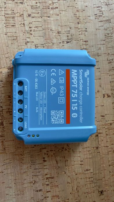 Regulator solarny Victron Mppt 75/15 BT