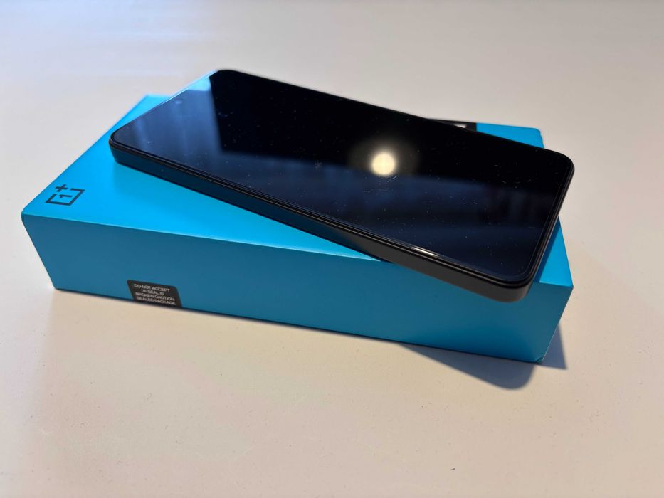 Smartfon OnePlus Nord CE5 8/128GB 6,77'' 120Hz 50Mpix Black Infinity