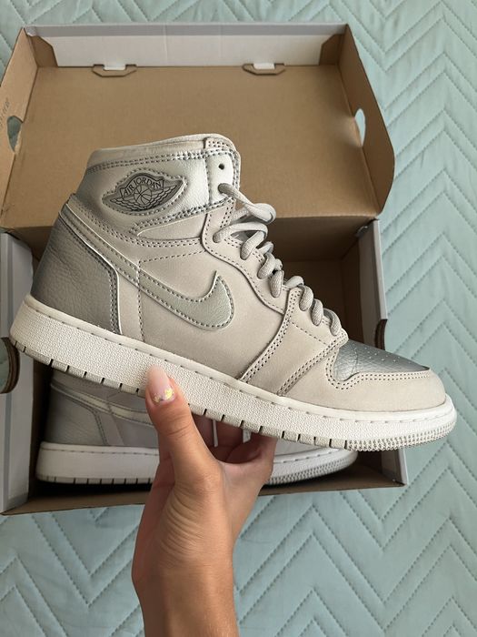 Air Jordan 1 Retro High CO Japan Neutral Grey, Novos