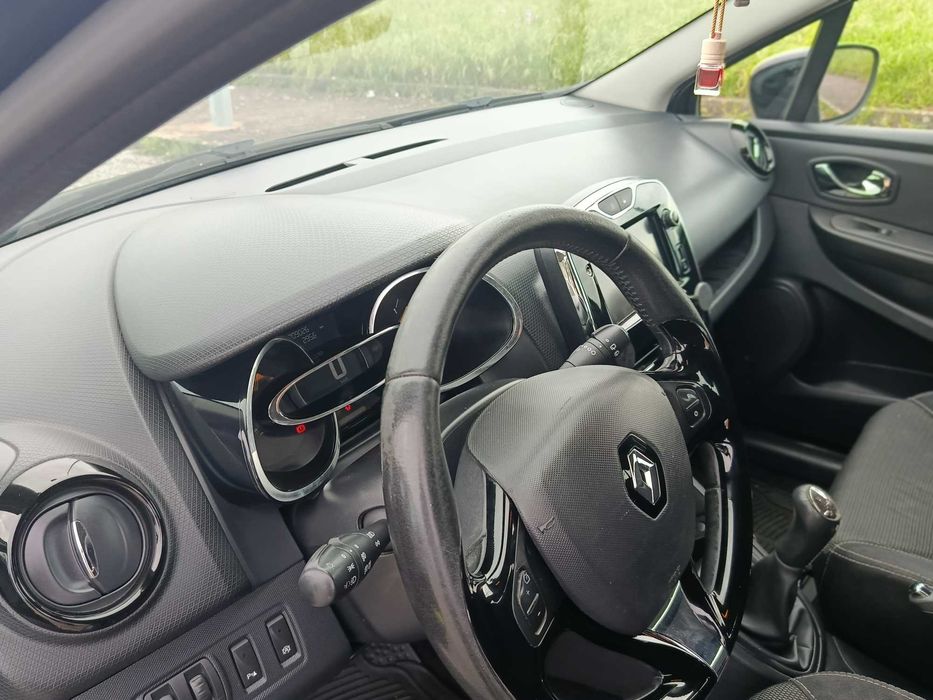 Renault Clio tourer