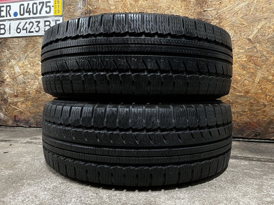 Nokian 215/65/16C зима