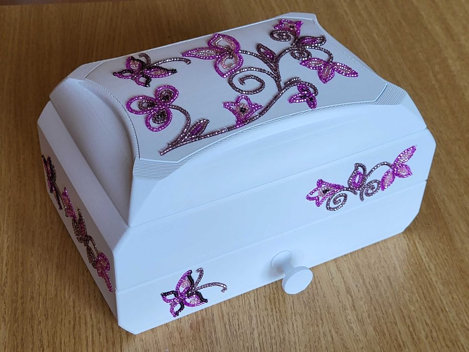 Скринька "Квіткова фантазія" (біла)