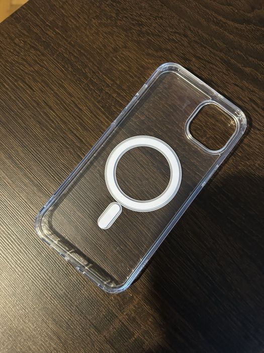 Sprzedam etui do Ip 14 Plus